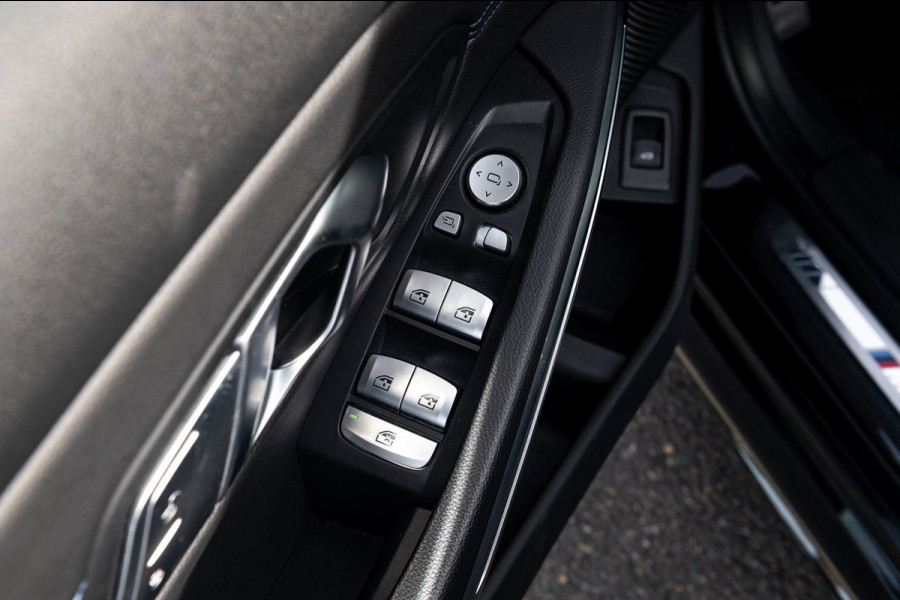 BMW 3-serie M340i xDrive Executive Edition NL Auto I NAP I Live Cockpit Professional I Dealeronderhouden I Zeer netjes