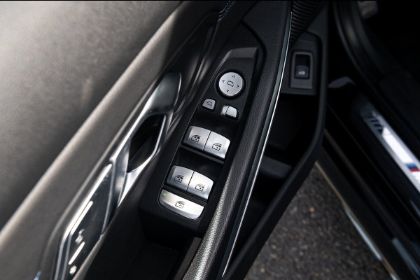 BMW 3-serie M340i xDrive Executive Edition NL Auto I NAP I Live Cockpit Professional I Dealeronderhouden I Zeer netjes