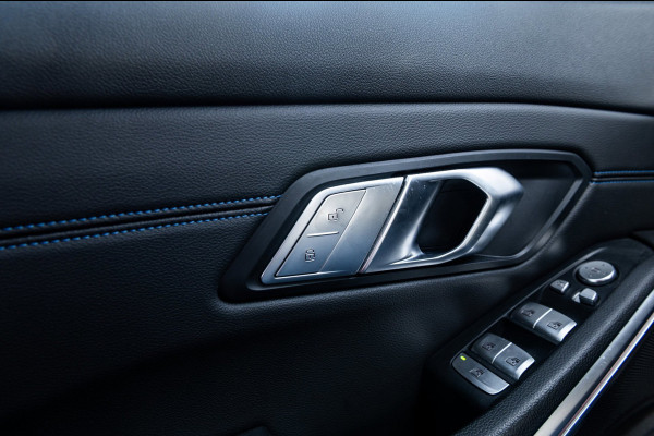 BMW 3-serie M340i xDrive Executive Edition NL Auto I NAP I Live Cockpit Professional I Dealeronderhouden I Zeer netjes