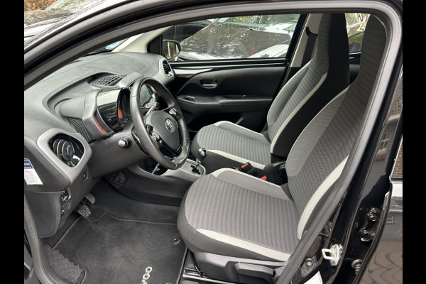 Toyota Aygo 1.0 VVT-i Automaat x-play Airco, Camera, Carplay