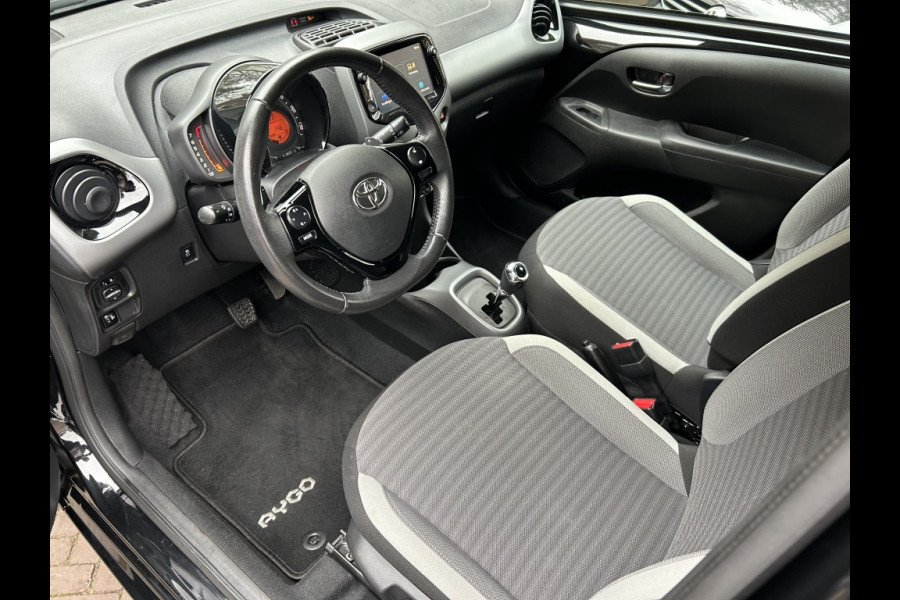 Toyota Aygo 1.0 VVT-i Automaat x-play Airco, Camera, Carplay