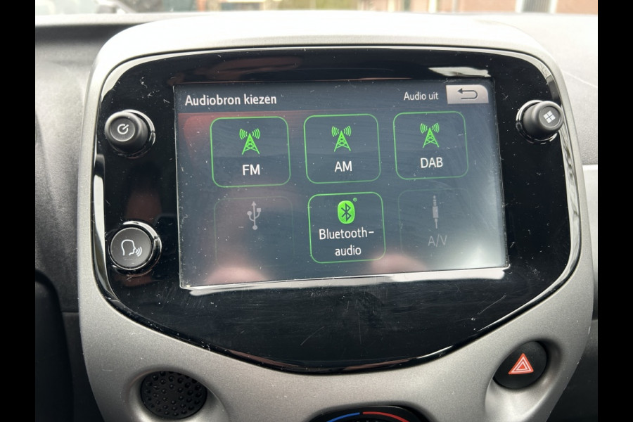 Toyota Aygo 1.0 VVT-i Automaat x-play Airco, Camera, Carplay