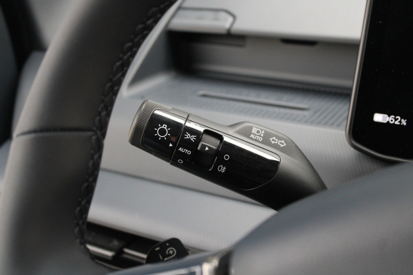 Kia PV5 L2H1 Essential 71.2 kWh 164pk - Stoel/Stuurverwarming - Keyless - V2L - Camera - ACC met stuurhulp - Rijklaar