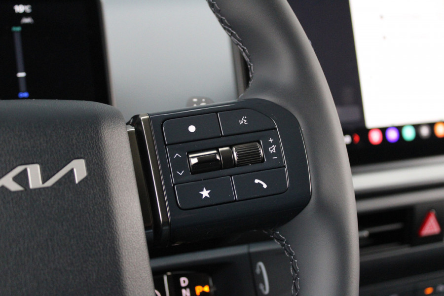 Kia PV5 L2H1 Essential 71.2 kWh 164pk - Stoel/Stuurverwarming - Keyless - V2L - Camera - ACC met stuurhulp - Rijklaar