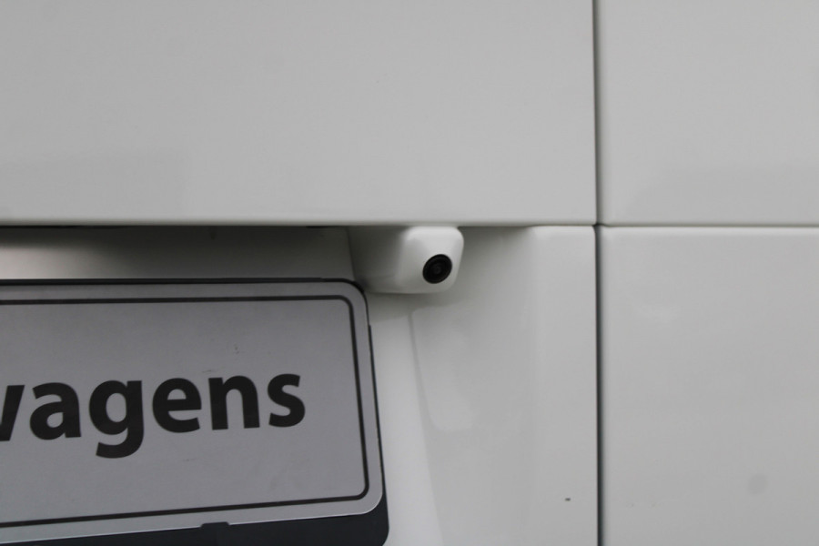 Kia PV5 L2H1 Essential 71.2 kWh 164pk - Stoel/Stuurverwarming - Keyless - V2L - Camera - ACC met stuurhulp - Rijklaar