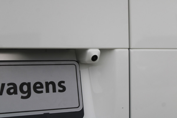 Kia PV5 L2H1 Essential 71.2 kWh 164pk - Stoel/Stuurverwarming - Keyless - V2L - Camera - ACC met stuurhulp - Rijklaar