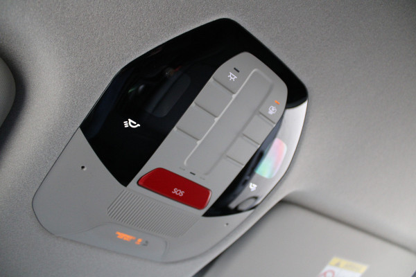 Kia PV5 L2H1 Essential 71.2 kWh 164pk - Stoel/Stuurverwarming - Keyless - V2L - Camera - ACC met stuurhulp - Rijklaar