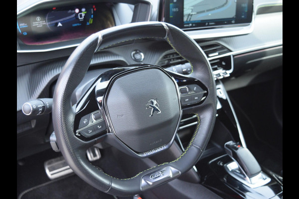 Peugeot e-208 EV GT Pack 50 kWh SOH 91% | ACHTERUITRIJCAMERA MET SENSOREN | NAVI & CARPLAY | E.C.C. |