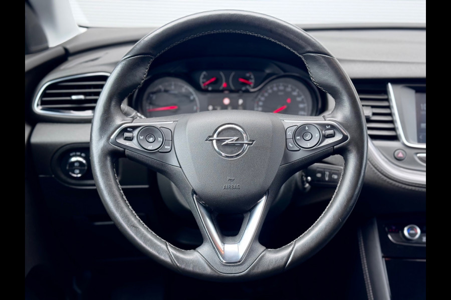 Opel Grandland X 1.2 Turbo Business Executive Trekhaak/Automaat