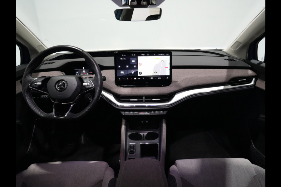 Škoda ENYAQ iV 80 First Edition Panorama Wegkl. trekhaak Navigatie Stoel/Stuurverwarming 244