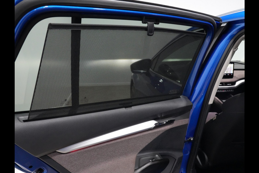 Škoda ENYAQ iV 80 First Edition Panorama Wegkl. trekhaak Navigatie Stoel/Stuurverwarming 244