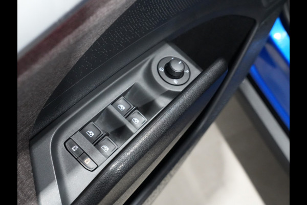 Škoda ENYAQ iV 80 First Edition Panorama Wegkl. trekhaak Navigatie Stoel/Stuurverwarming 244