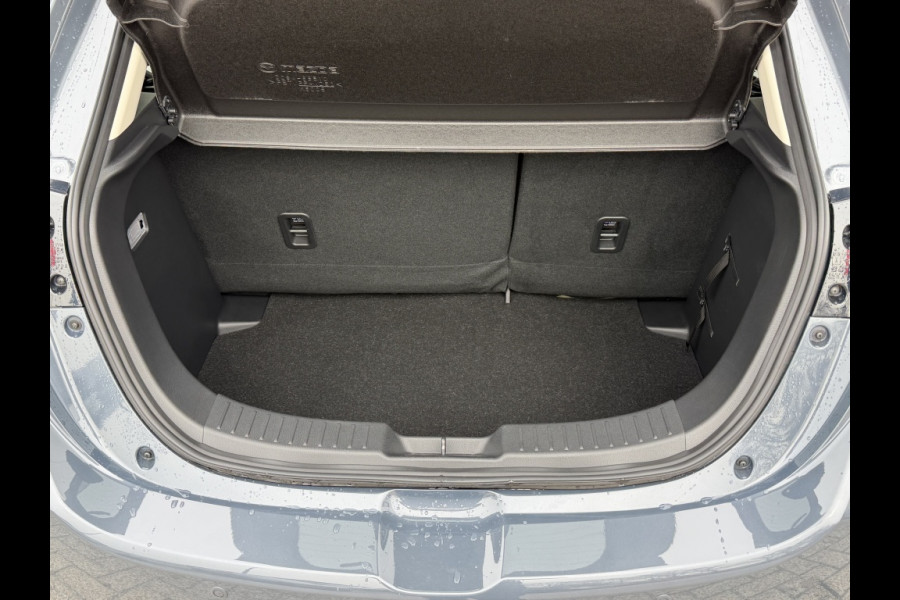 Mazda 2 1.5 Skyact-G Luxury NAVI! KEYLESS! CRUISE! NAP! HUD!