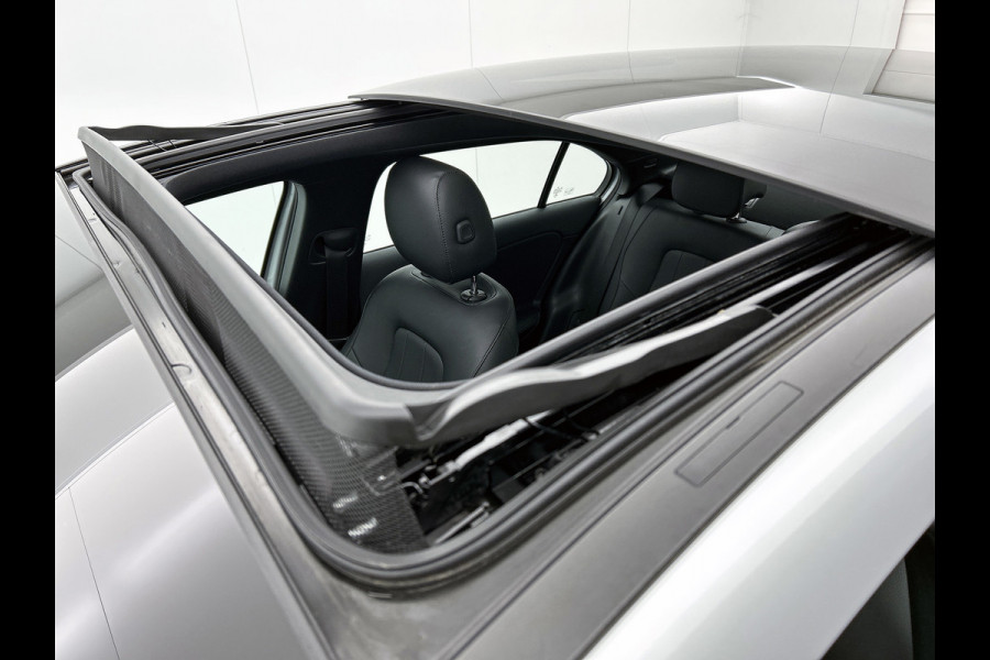 Mercedes-Benz A-Klasse 200 Business Solution Luxury(NL-auto, Dealer OnderH, Panorama, SfeerV, Elect Stoelen, StoelV, Camera, Etc