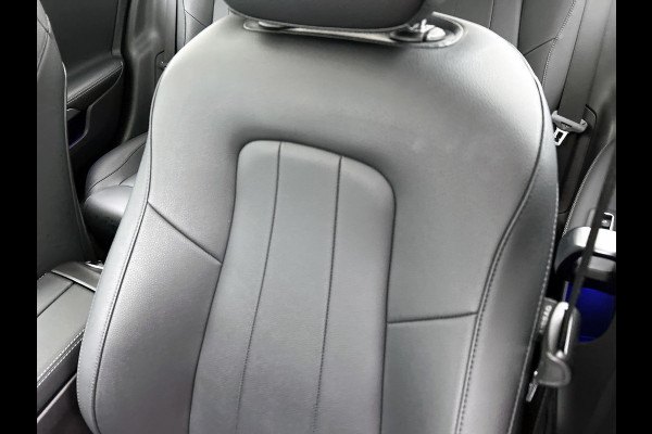 Mercedes-Benz A-Klasse 200 Business Solution Luxury(NL-auto, Dealer OnderH, Panorama, SfeerV, Elect Stoelen, StoelV, Camera, Etc