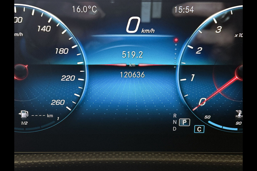 Mercedes-Benz A-Klasse 200 Business Solution Luxury(NL-auto, Dealer OnderH, Panorama, SfeerV, Elect Stoelen, StoelV, Camera, Etc