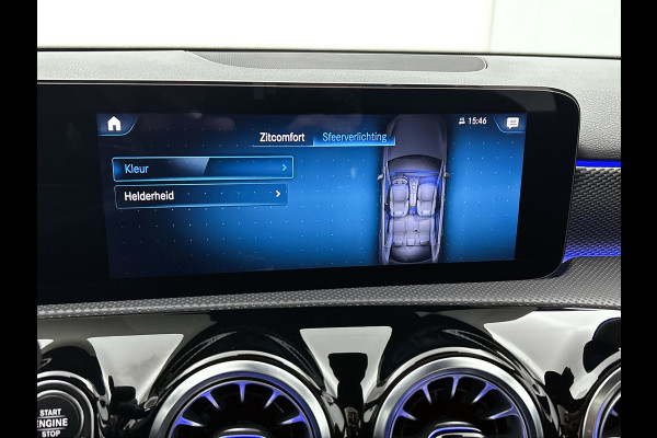 Mercedes-Benz A-Klasse 200 Business Solution Luxury(NL-auto, Dealer OnderH, Panorama, SfeerV, Elect Stoelen, StoelV, Camera, Etc