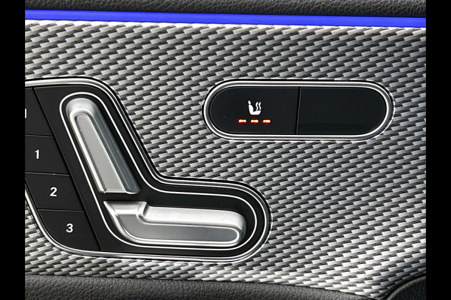 Mercedes-Benz A-Klasse 200 Business Solution Luxury(NL-auto, Dealer OnderH, Panorama, SfeerV, Elect Stoelen, StoelV, Camera, Etc