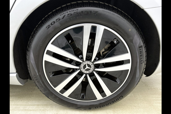 Mercedes-Benz A-Klasse 200 Business Solution Luxury(NL-auto, Dealer OnderH, Panorama, SfeerV, Elect Stoelen, StoelV, Camera, Etc