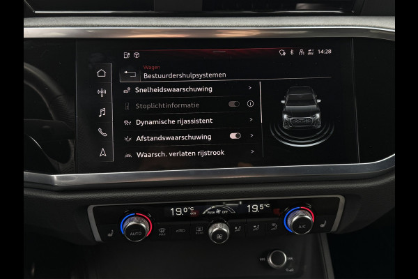 Audi Q3 Sportback 45 TFSI e S-line | Sonos | Matrix | Sfeer | Carplay | Black Optic | Elektr. stoelen | Virtual | Dodehoek