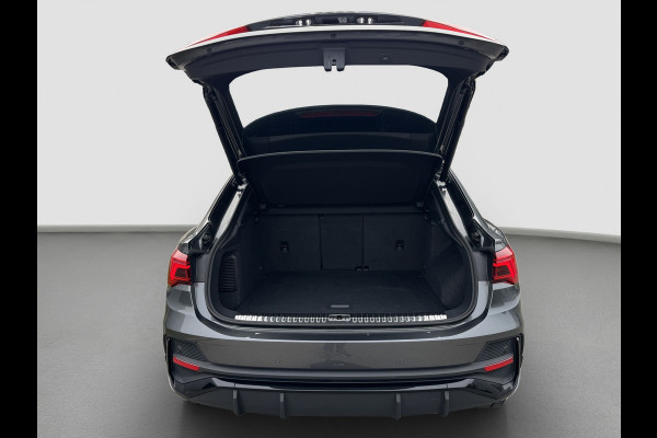 Audi Q3 Sportback 45 TFSI e S-line | Sonos | Matrix | Sfeer | Carplay | Black Optic | Elektr. stoelen | Virtual | Dodehoek