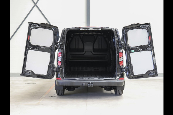 Ford Transit Custom 300 2.0 TDCI L2H1 Trend Nieuw Model Ford Transit Custom 300 2.0 TDCI L2H1 Trend NM Navi Cruise Camera Parkeersensoren Trekhaak