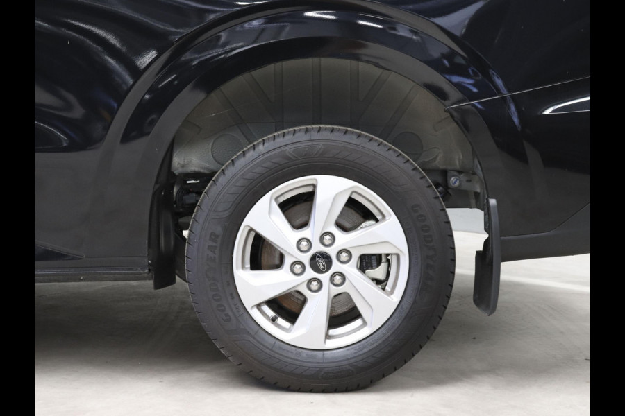 Ford Transit Custom 300 2.0 TDCI L2H1 Trend Nieuw Model Ford Transit Custom 300 2.0 TDCI L2H1 Trend NM Navi Cruise Camera Parkeersensoren Trekhaak