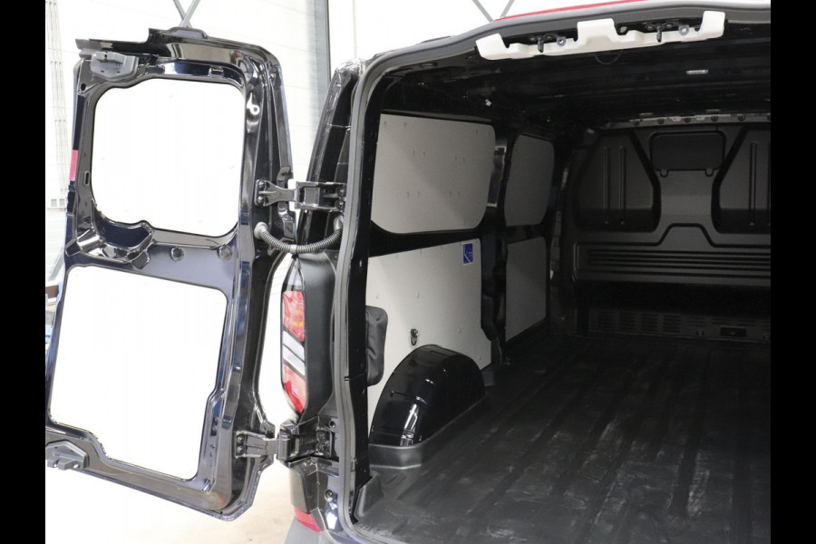 Ford Transit Custom 300 2.0 TDCI L2H1 Trend Nieuw Model Ford Transit Custom 300 2.0 TDCI L2H1 Trend NM Navi Cruise Camera Parkeersensoren Trekhaak
