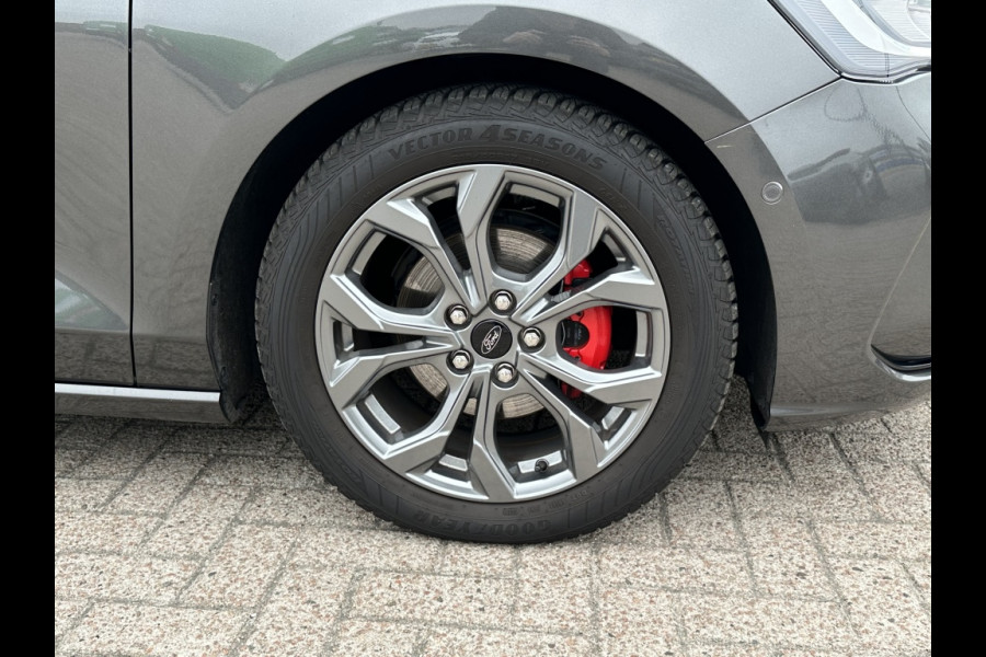 Ford FOCUS Wagon 1.0 EBH ST Line X DRIVERPACK! WINTERPACK! B&O! HEAD-UP!