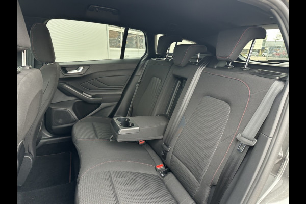 Ford FOCUS Wagon 1.0 EBH ST Line X DRIVERPACK! WINTERPACK! B&O! HEAD-UP!