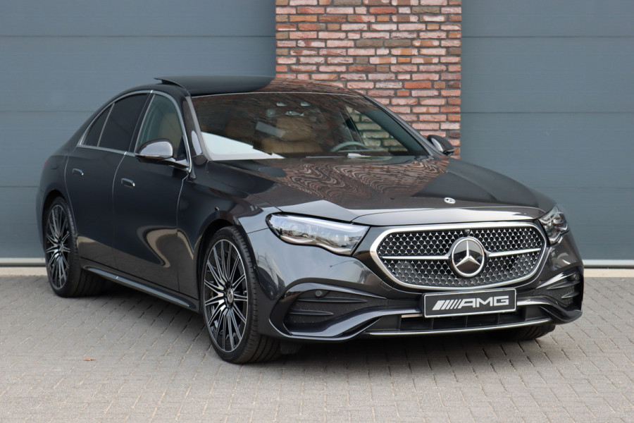 Mercedes-Benz E-Klasse 200 AMG Line | Hyperscreen | Distronic+ | Panoramadak | Stoelventilatie | Burmester | Verwarmd Stuurwiel | Surround Camera | Digital Light | Exclusiefpakket |