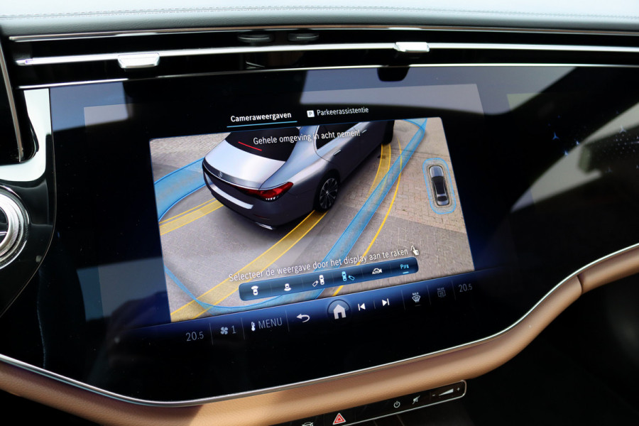 Mercedes-Benz E-Klasse 200 AMG Line | Hyperscreen | Distronic+ | Panoramadak | Stoelventilatie | Burmester | Verwarmd Stuurwiel | Surround Camera | Digital Light | Exclusiefpakket |