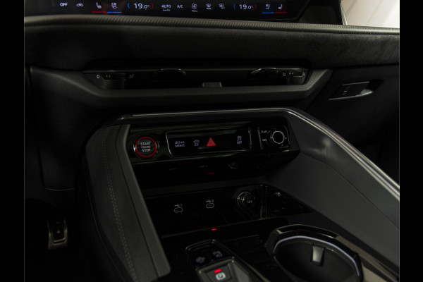 Audi Q5 2.0 TFSI e-hybrid quattro 21" | PANO | LUCHTVERING |S-LINE | TECHPRO
