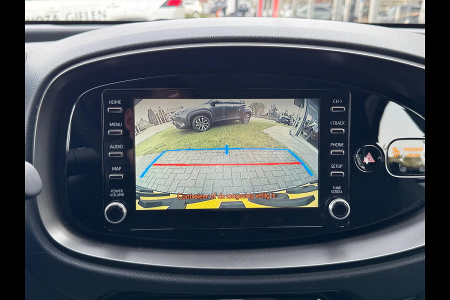 Toyota Aygo X 1.0 VVT-i MT Play Plus | Keyless, Startknop, Stoelverwarming, Climate control, Apple CarPlay/Android Auto