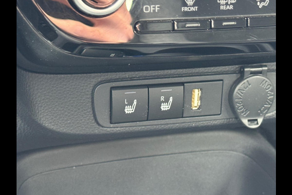 Toyota Aygo X 1.0 VVT-i MT Play Plus | Keyless, Startknop, Stoelverwarming, Climate control, Apple CarPlay/Android Auto