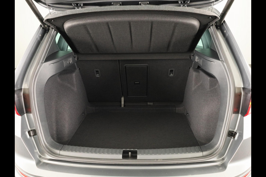 Seat Ateca 1.5 TSI FR Business Intense | Elektr. Panoramisch kanteldak| Velgen 'Exclusive Glossy Black', 19 inch | Kuipstoelen, Dinamica Aurora Blue (suede look) | Verwambare voorstoelen + Stuurwiel | Draadloze Carplay
