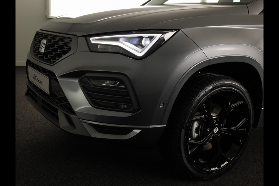 Seat Ateca 1.5 TSI FR Business Intense | Elektr. Panoramisch kanteldak| Velgen 'Exclusive Glossy Black', 19 inch | Kuipstoelen, Dinamica Aurora Blue (suede look) | Verwambare voorstoelen + Stuurwiel | Draadloze Carplay