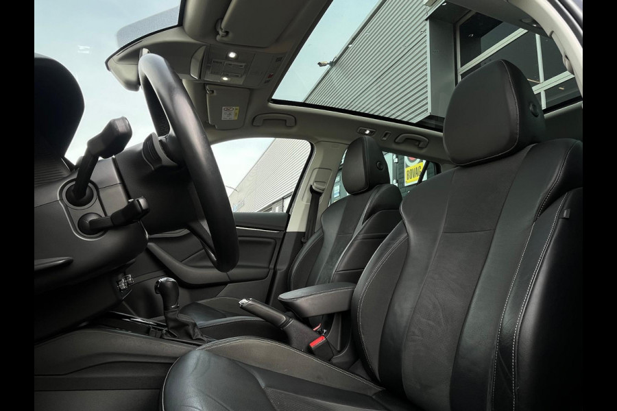 Škoda Kamiq 1.0 TSI Business, Automaat, Cruise, CarPlay, Pano, Camera, Virtual Cockpit, Trekhaak