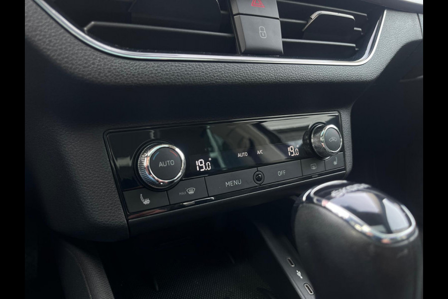 Škoda Kamiq 1.0 TSI Business, Automaat, Cruise, CarPlay, Pano, Camera, Virtual Cockpit, Trekhaak