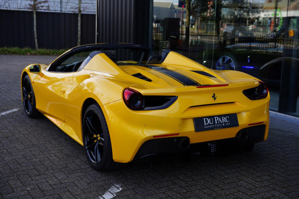 Ferrari 488 3.9 Spider HELE GERESERVEERD