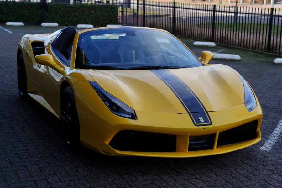 Ferrari 488 3.9 Spider HELE GERESERVEERD