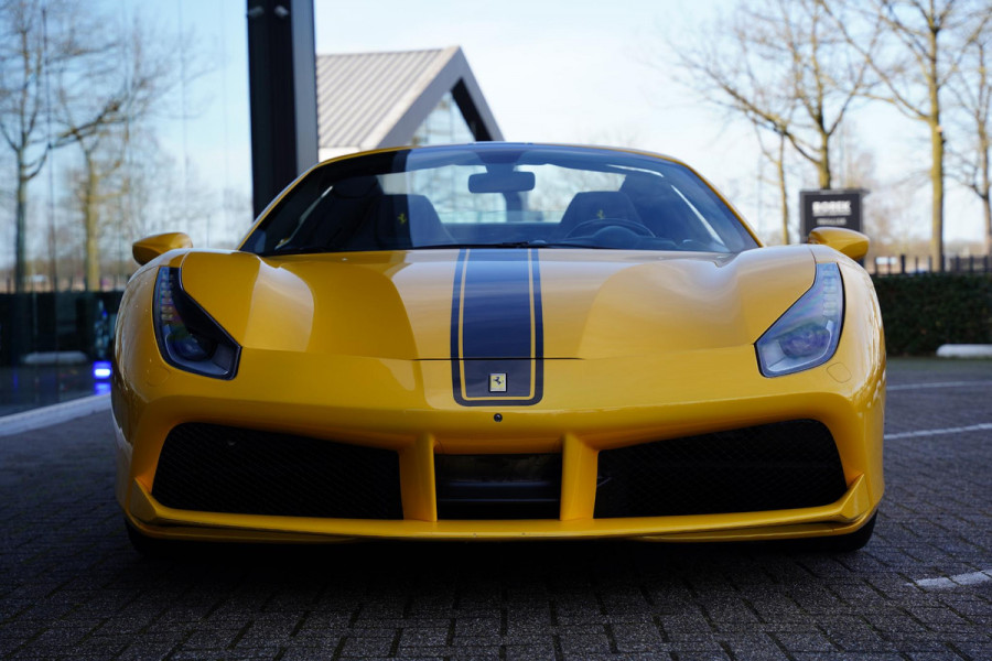 Ferrari 488 3.9 Spider HELE GERESERVEERD