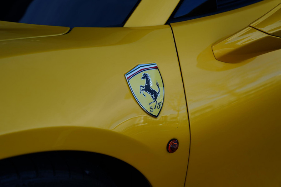 Ferrari 488 3.9 Spider HELE GERESERVEERD