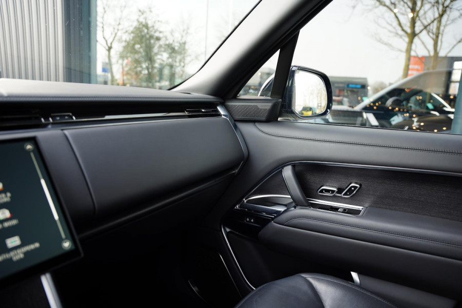 Land Rover Range Rover D350 Autobiography 23 Inch / Elekt. Trekhaak / Massage