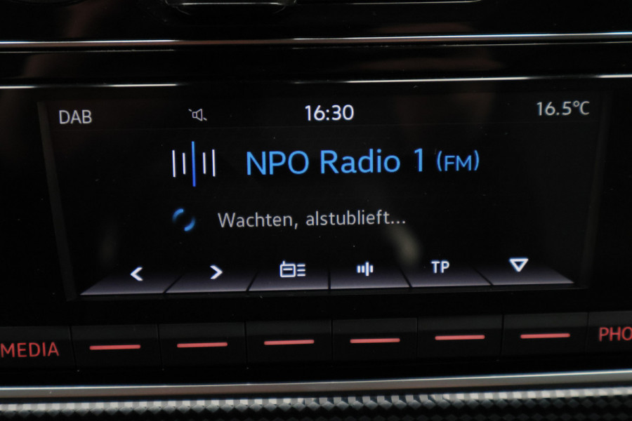 Volkswagen up! 1.0 BMT move up! Eerste Eigenaar, 5-Deurs, Airco, Bluetooth, DAB, Elektrisch Pakket