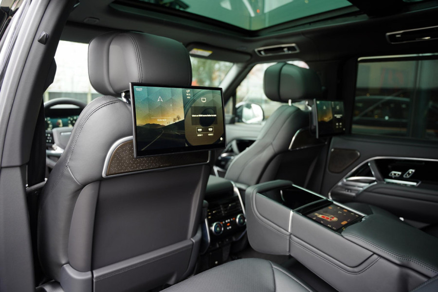 Land Rover Range Rover P530 V 8 Autobiography / MY 2026 / Executive Class Rear Seats