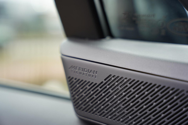 Land Rover Range Rover P530 V 8 Autobiography / MY 2026 / Executive Class Rear Seats