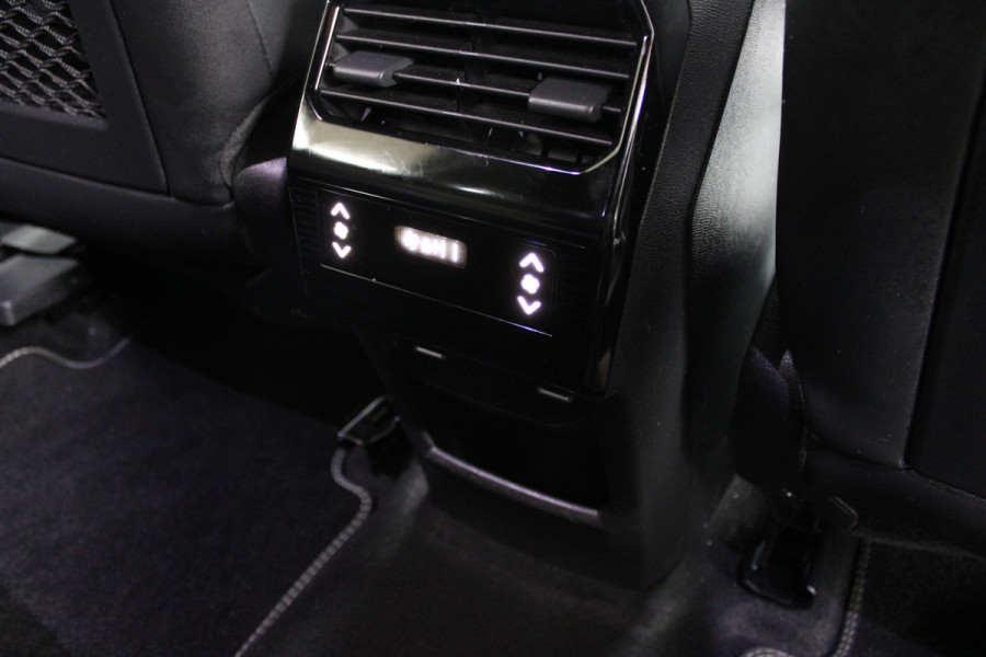 Peugeot 5008 1.2 Hybrid 145 GT | 7P | Trekhaak | Navigatie | Led