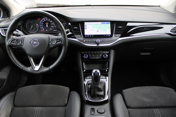 Opel Astra Sports Tourer 1.2 Elegance | Trekhaak | BLIS | Camera | Navigatie | Winterpack