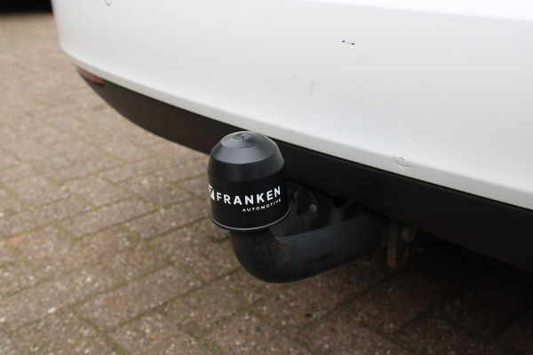 Opel Astra Sports Tourer 1.2 Elegance | Trekhaak | BLIS | Camera | Navigatie | Winterpack